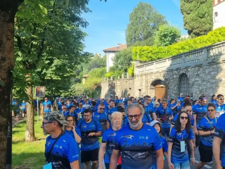 Nerazzurra Walk, over 12 thousand fans invade the Sentierone - Photos and videos