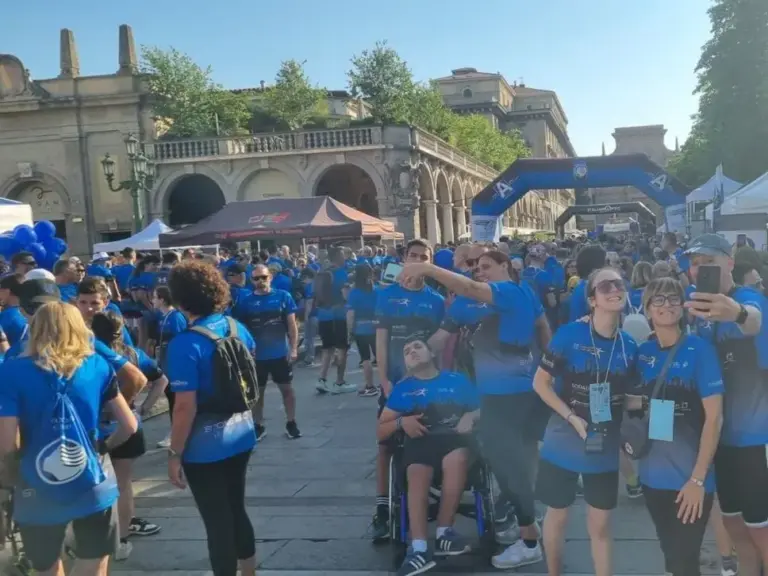 Nerazzurra Walk, over 12 thousand fans invade the Sentierone - Photos and videos